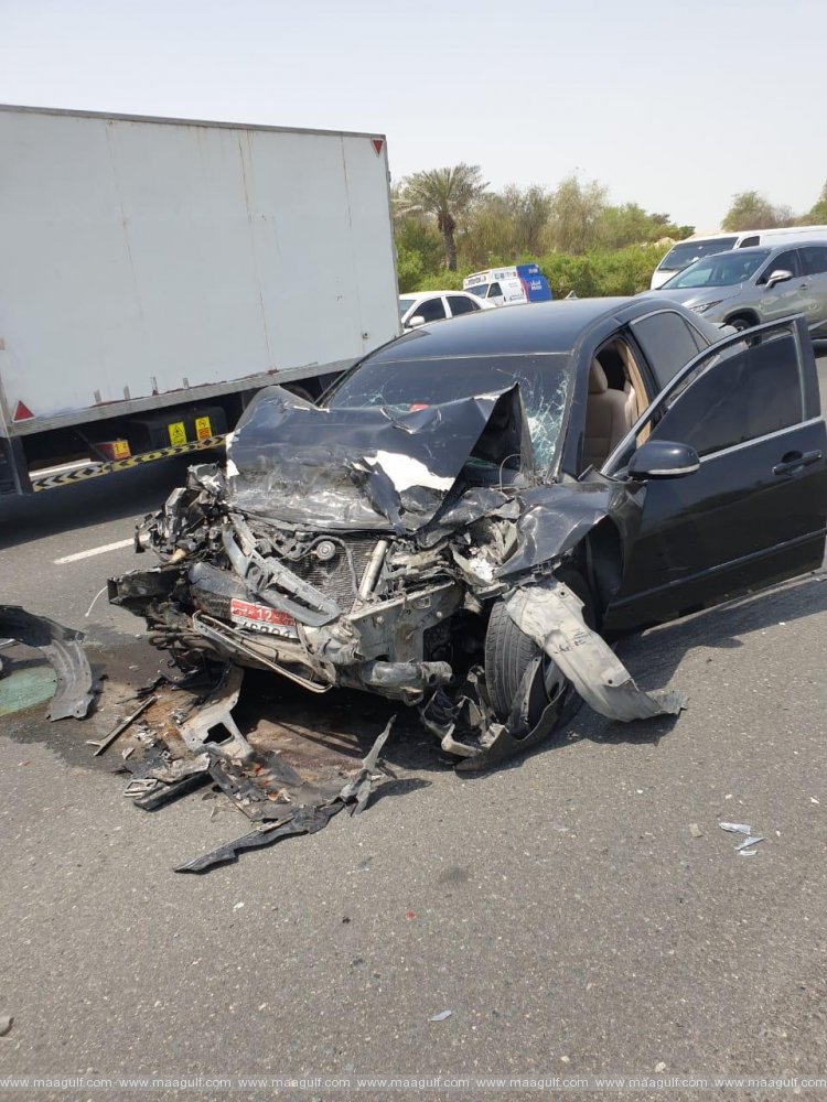 Four injured in Two Traffic Accidents This Morning in Dubai